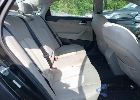 2016 Hyundai Sonata Hybrid/Se from USA, damaged, VIN KMHE24L11GA018549